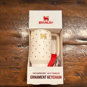*BRAND NEW* Stanley Quencher H2.0 Tumbler Ornament Keychain